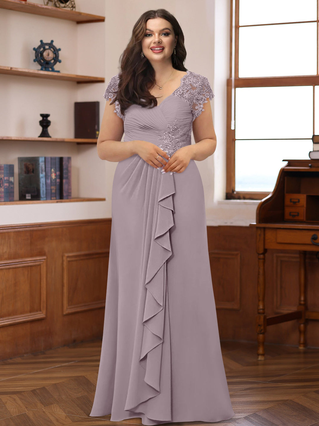 A-Line/Princess V-Neck Short Sleeves Pleated Plus Size Mother of the Bride & Groom Dresses with Ruffles & Appliques