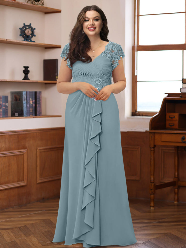 A-Line/Princess V-Neck Short Sleeves Pleated Plus Size Mother of the Bride & Groom Dresses with Ruffles & Appliques