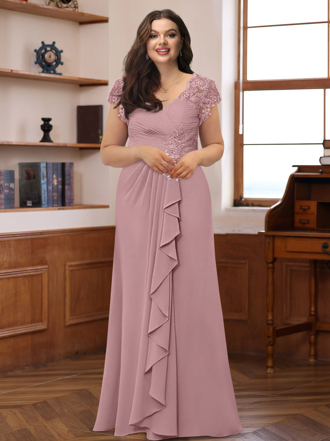 A-Line/Princess V-Neck Short Sleeves Pleated Plus Size Mother of the Bride & Groom Dresses with Ruffles & Appliques