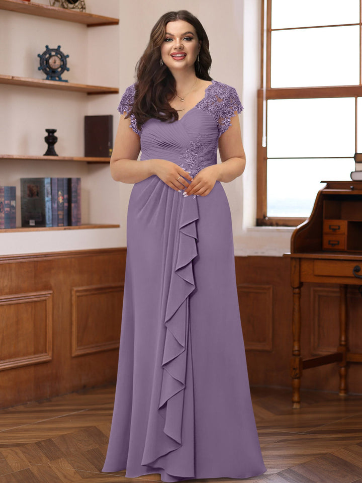 A-Line/Princess V-Neck Short Sleeves Pleated Plus Size Mother of the Bride & Groom Dresses with Ruffles & Appliques