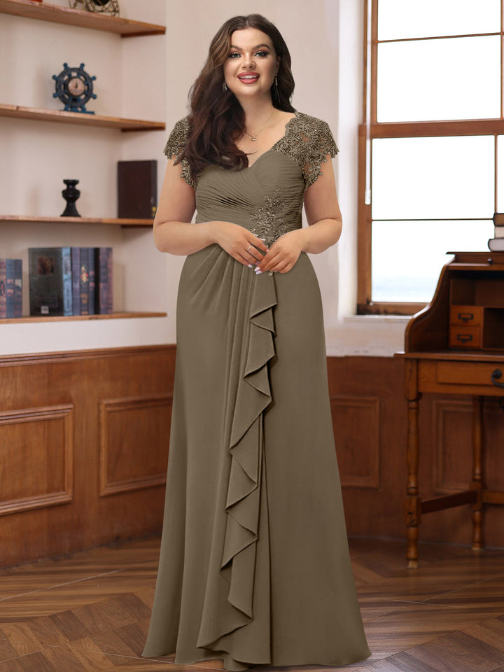 A-Line/Princess V-Neck Short Sleeves Pleated Plus Size Mother of the Bride & Groom Dresses with Ruffles & Appliques