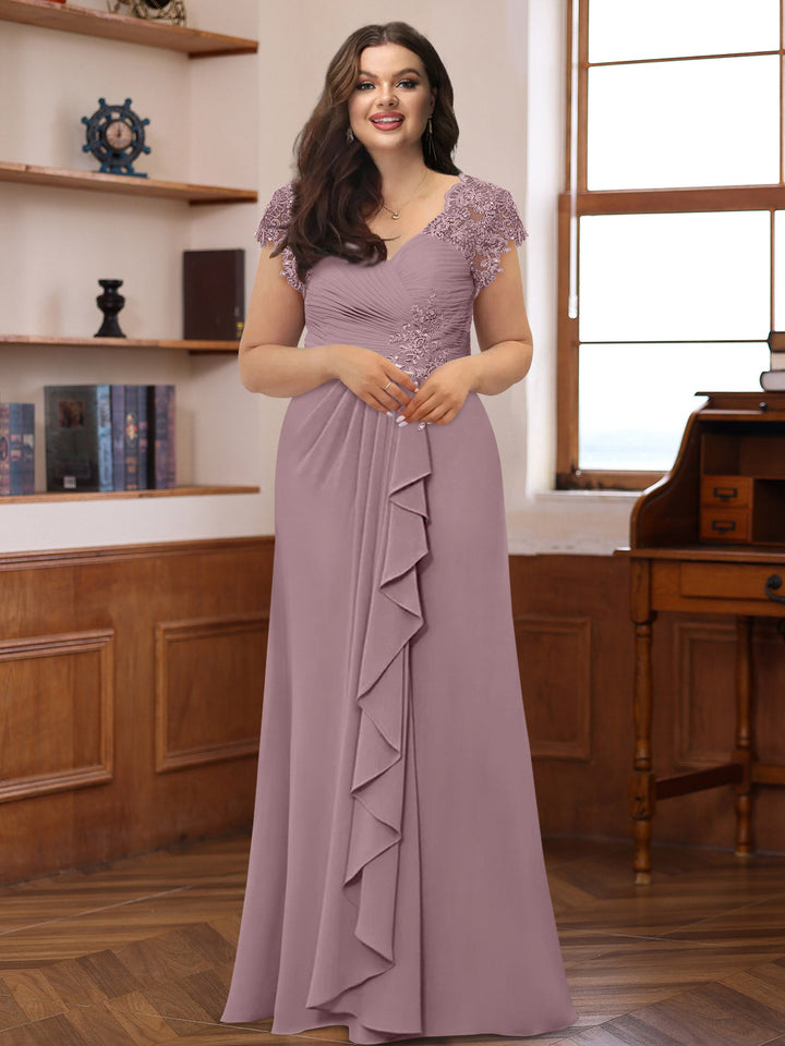 A-Line/Princess V-Neck Short Sleeves Pleated Plus Size Mother of the Bride & Groom Dresses with Ruffles & Appliques