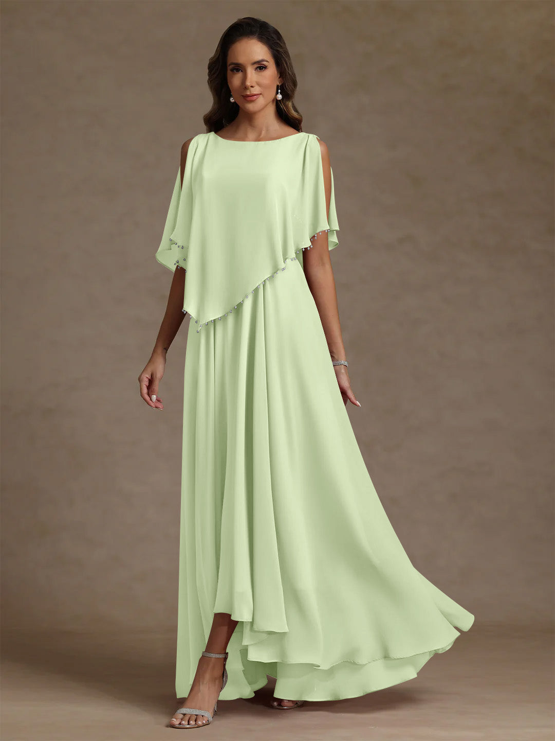 A-Line/Princess Scoop Chiffon Mother of the Bride Dresses Beading Floor-Length Pleated Sleeveless