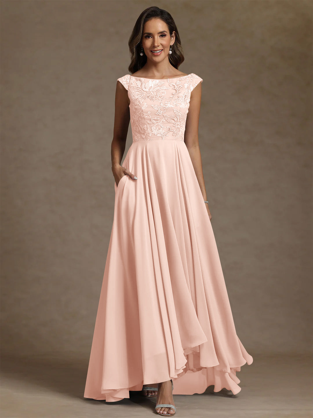 A-Line/Princess Scoop Chiffon Mother of the Bride Dresses Lace Sequins Floor-Length Sleeveless Pleated