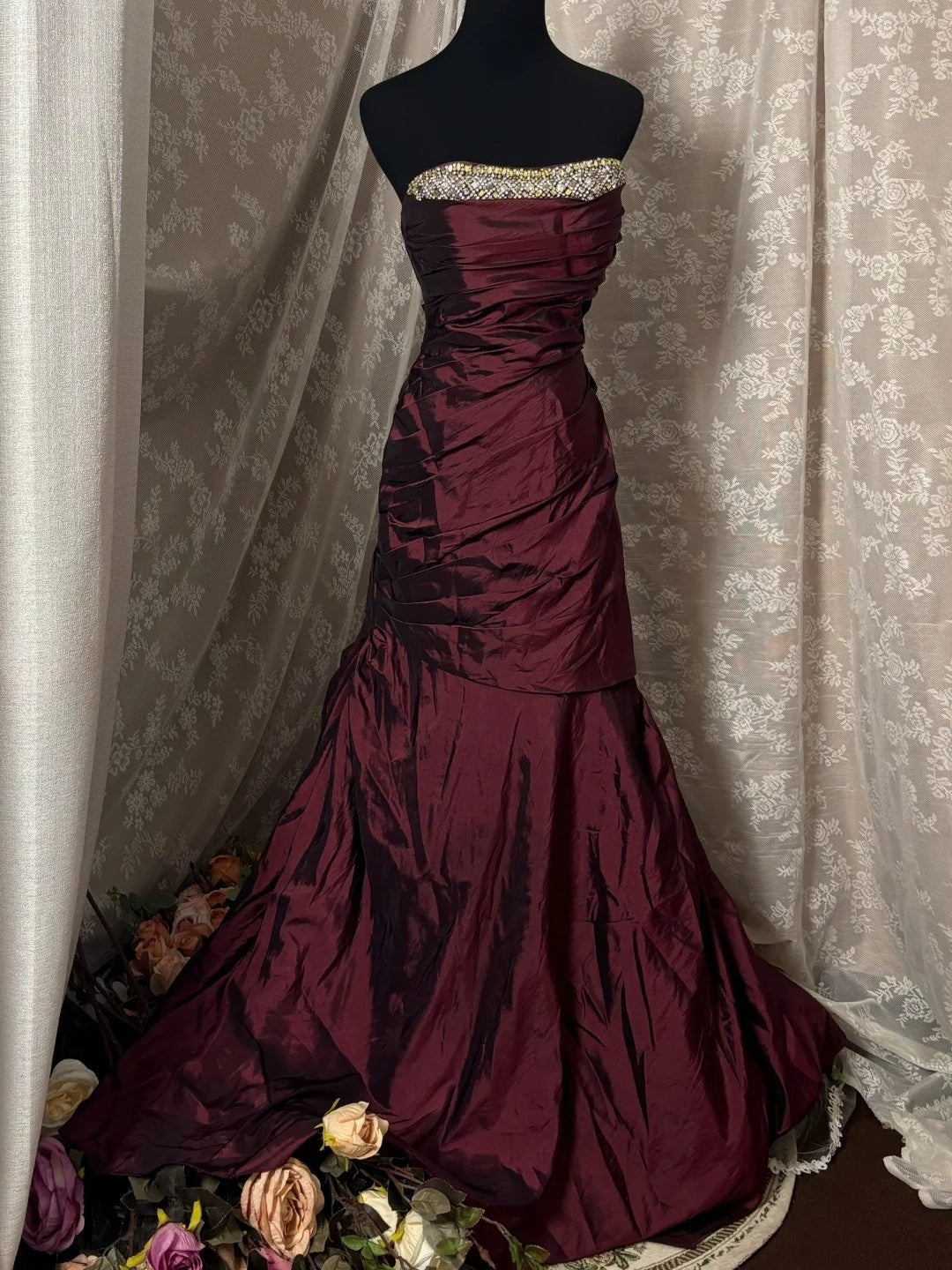 Trumpet/Mermaid Strapless Sleeveless Floor-Length Taffeta Prom Dresses with Ruffles & Sequins