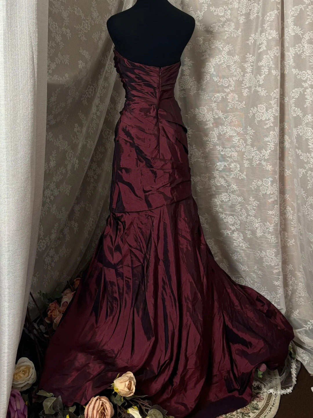 Trumpet/Mermaid Strapless Sleeveless Floor-Length Taffeta Prom Dresses with Ruffles & Sequins