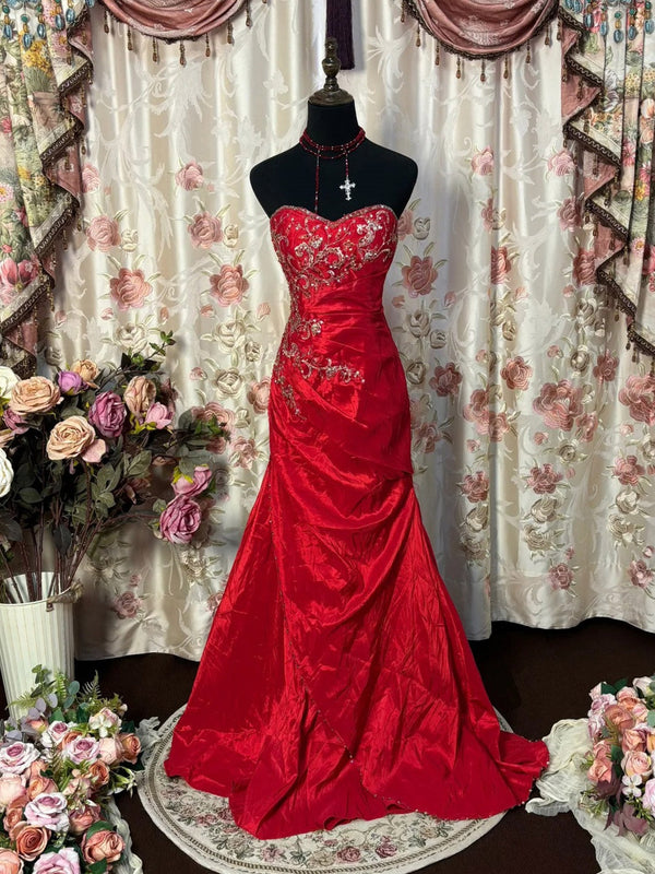 Sheath/Column Sweetheart Sleeveless Floor-Length Taffeta Prom Dresses with Appliques