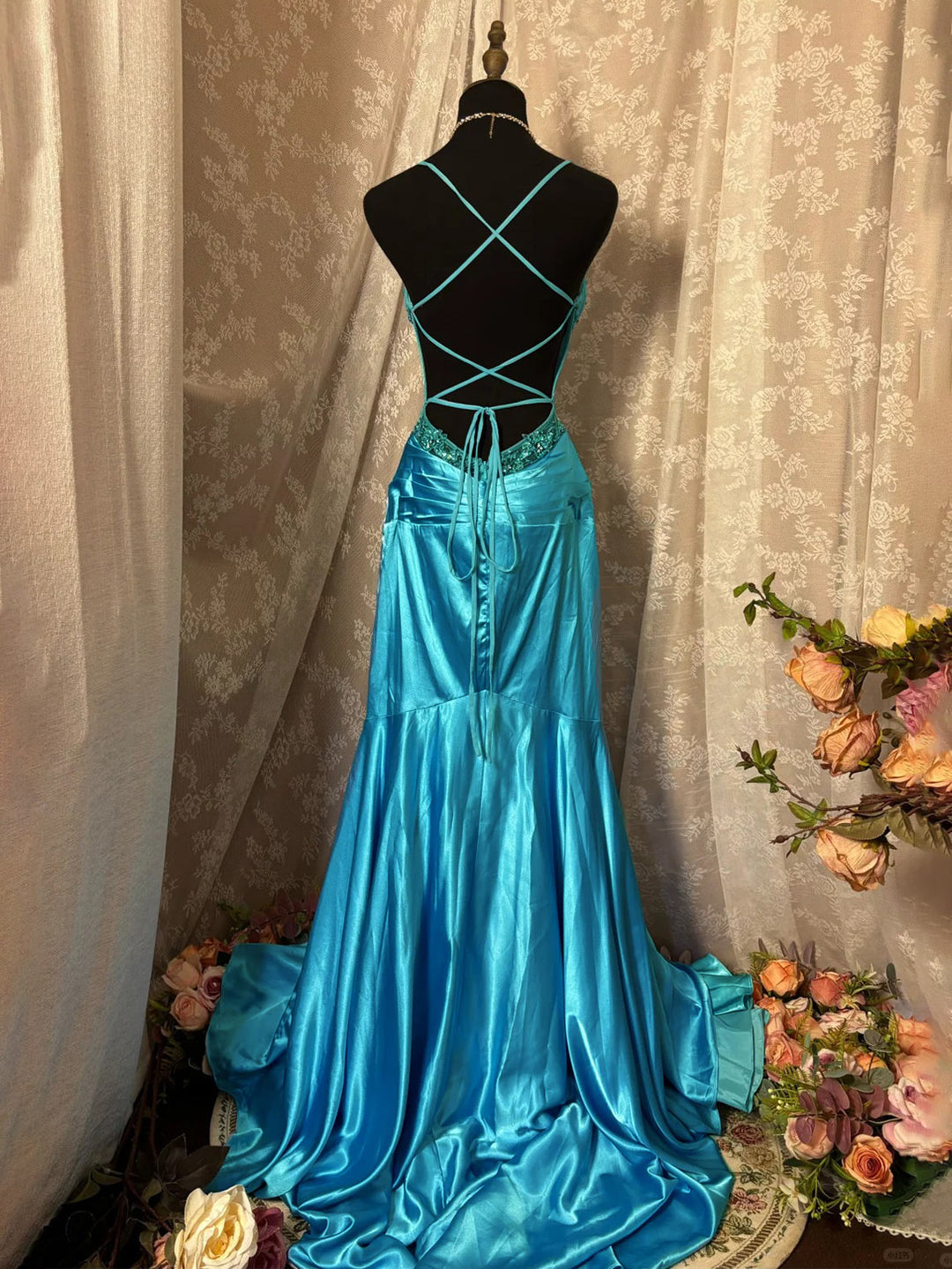 A-Line/Princess V-Neck Spaghetti Straps Sleeveless Asymmetrical Taffeta Prom Dresses with Ruffles & Sequins