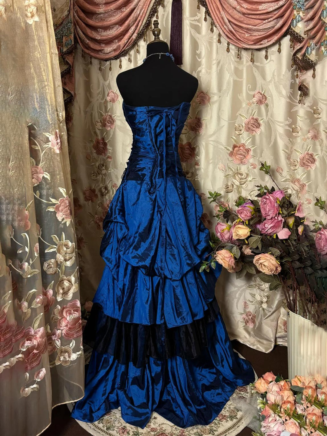 A-Line/Princess Sweetheart Sleeveless Floor-Length Taffeta Lace Floral Prom Dresses with Ruffles, Appliques & Flowers