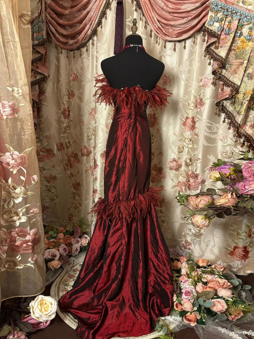 Trumpet/Mermaid Strapless Sleeveless Floor-Length Taffeta Prom Dresses with Hot Diamond & Feathers