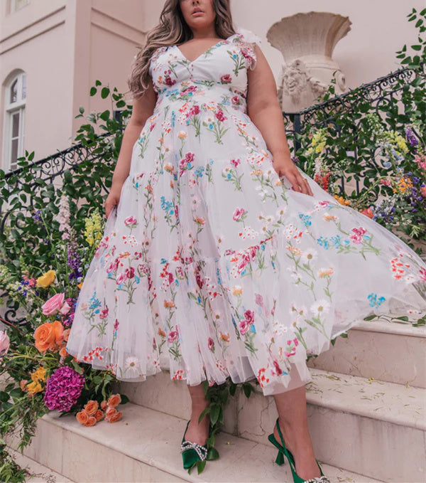 A-Line/Princess V-Neck Short Sleeves Floral Formal Plus Size Party Dresses With Flowers