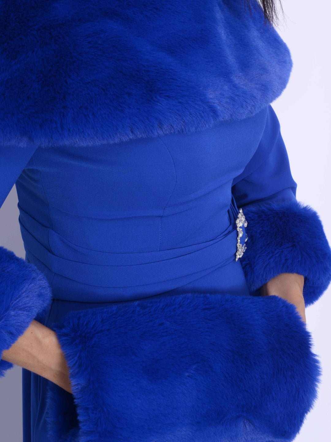 A-Line/Princess 3/4 Length Sleeves Tea-Length Mother of the Bride Dresses with Fur Collar