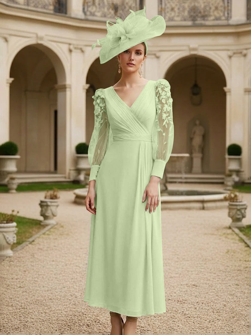 A-Line/Princess V-Neck Chiffon Mother of the Bride Dresses with 3D Flower