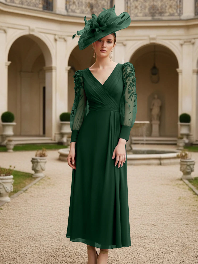 A-Line/Princess V-Neck Chiffon Mother of the Bride Dresses with 3D Flower