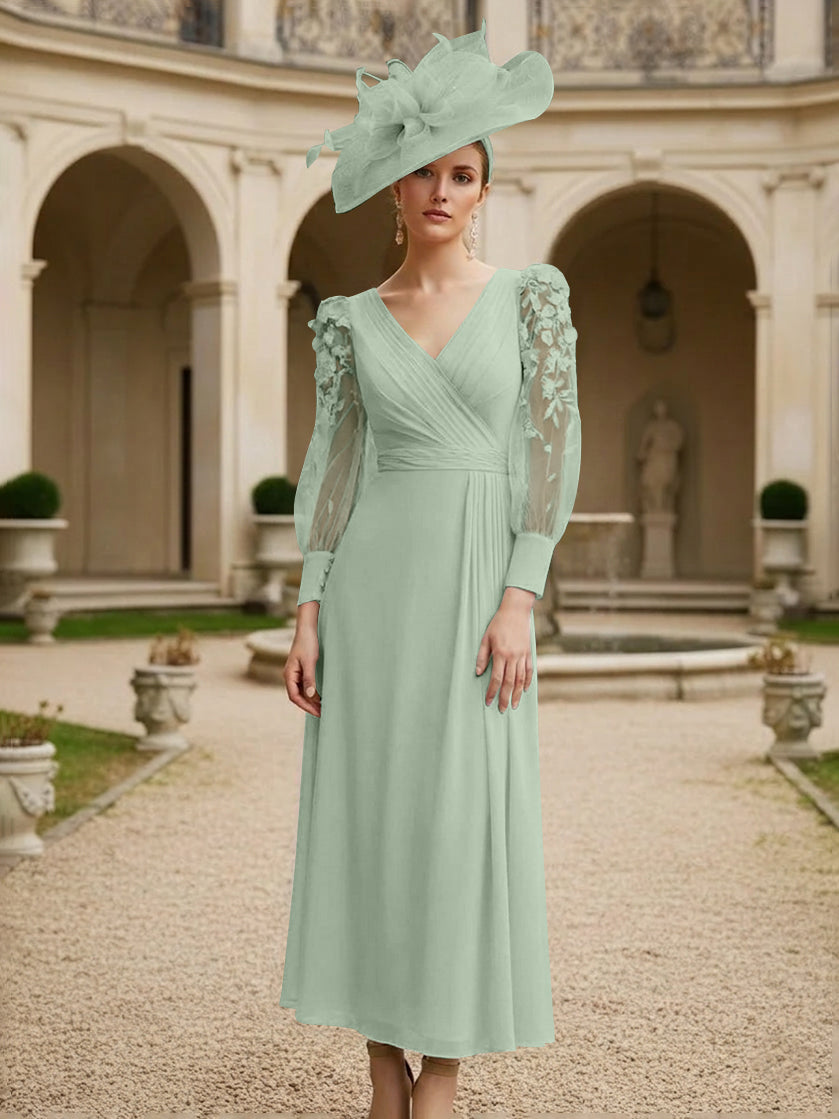 A-Line/Princess V-Neck Chiffon Mother of the Bride Dresses with 3D Flower