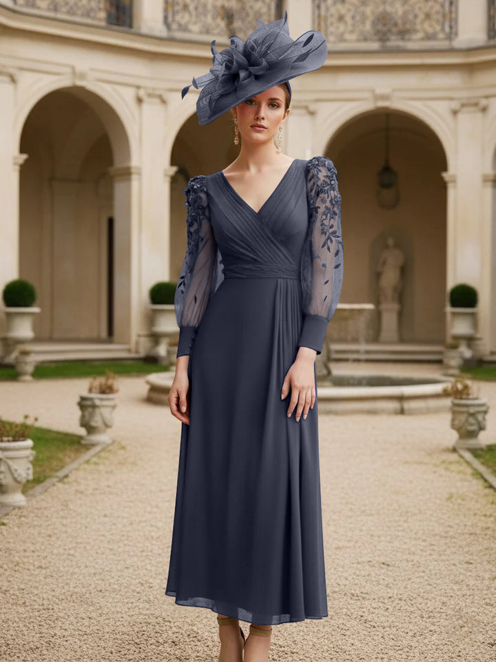 A-Line/Princess V-Neck Chiffon Mother of the Bride Dresses with 3D Flower