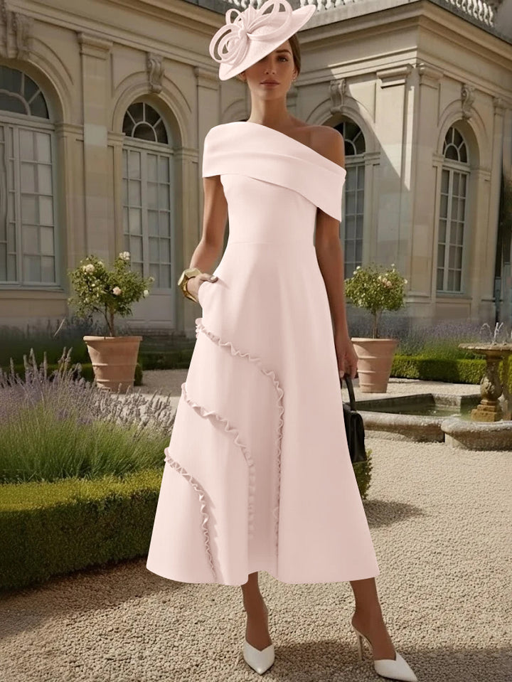 A-Line/Princess One-Shoulder Stretch Satin Mother of the Bride Dresses Tea-Length Sleeveless