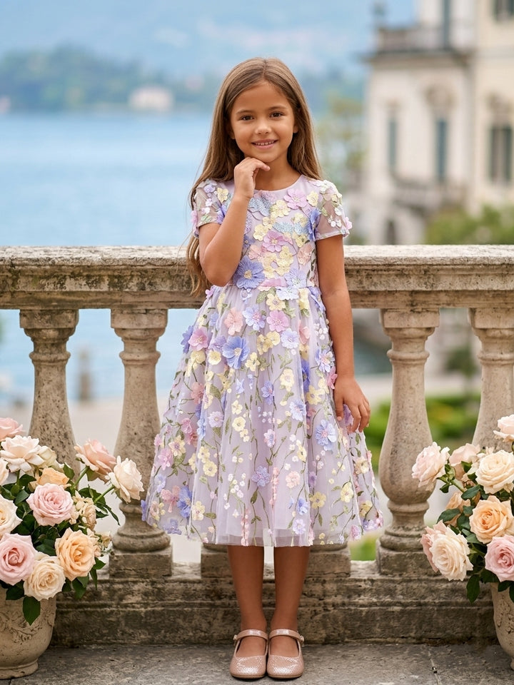 A-Line/Princess Scoop Short Sleeves Tea-Length Flower Girl Dresses Embroidery with 3D Flowers