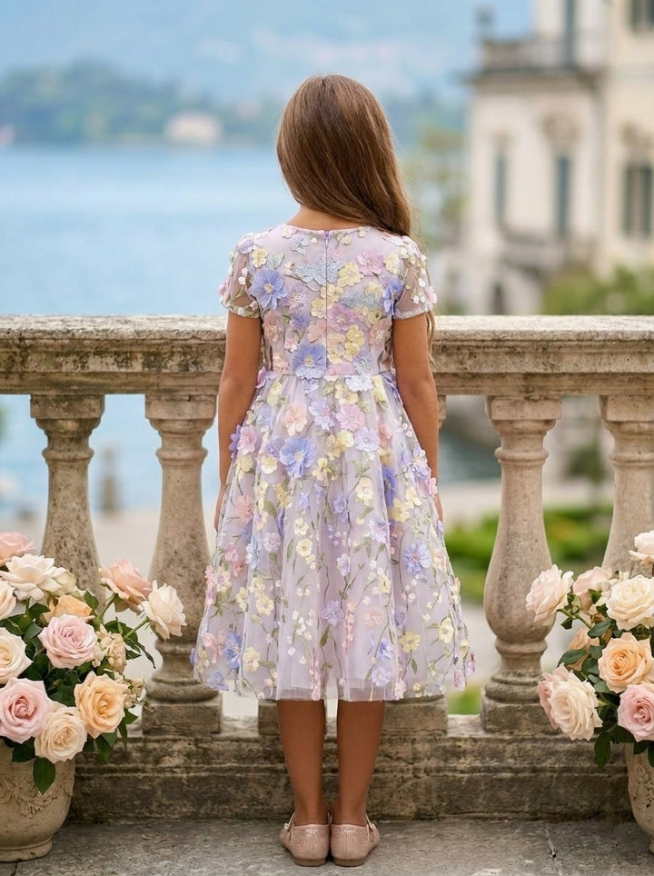 A-Line/Princess Scoop Short Sleeves Tea-Length Flower Girl Dresses Embroidery with 3D Flowers