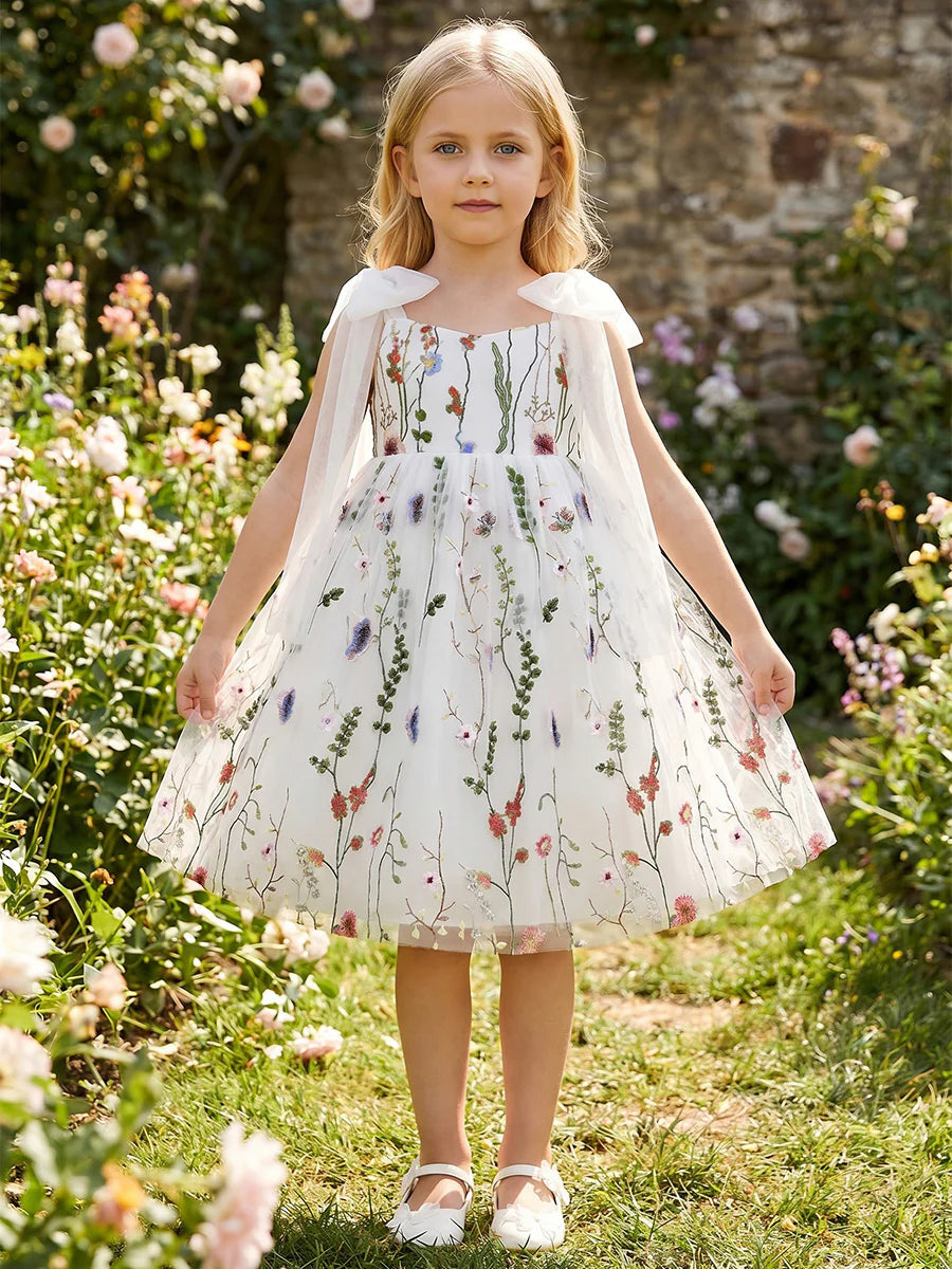 A-Line/Princess Scoop Sleeveless Knee-Length Flower Girl Dresses Floral Tulle with Bowknot Straps