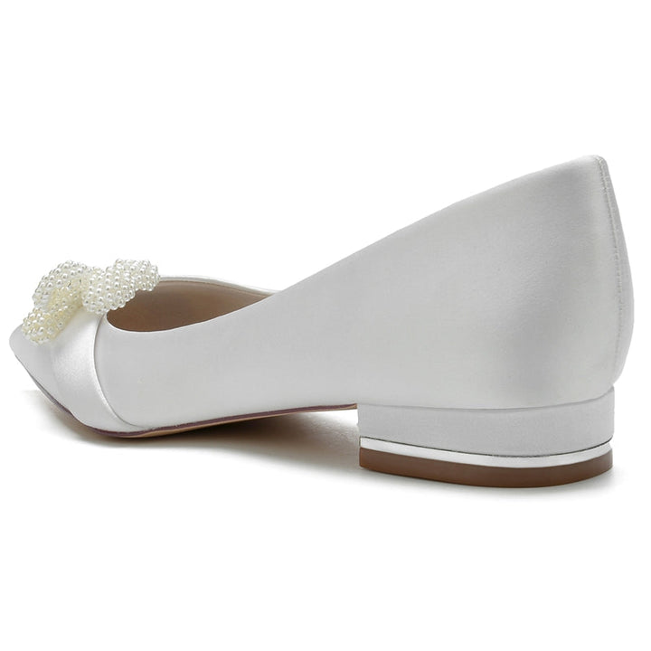 Women's Wedding Shoes Ivory Pointed Toe Flat Heel Bridal Shoes with Pearl