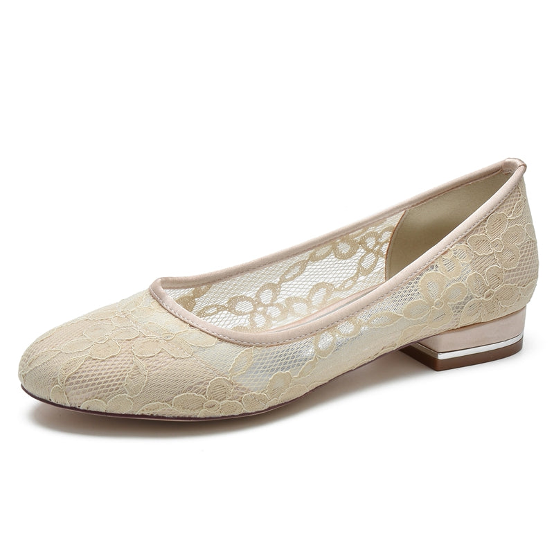 Women's Wedding Shoes Closed Toe Low Heel Lace Cutout Simple Bridal Shoes