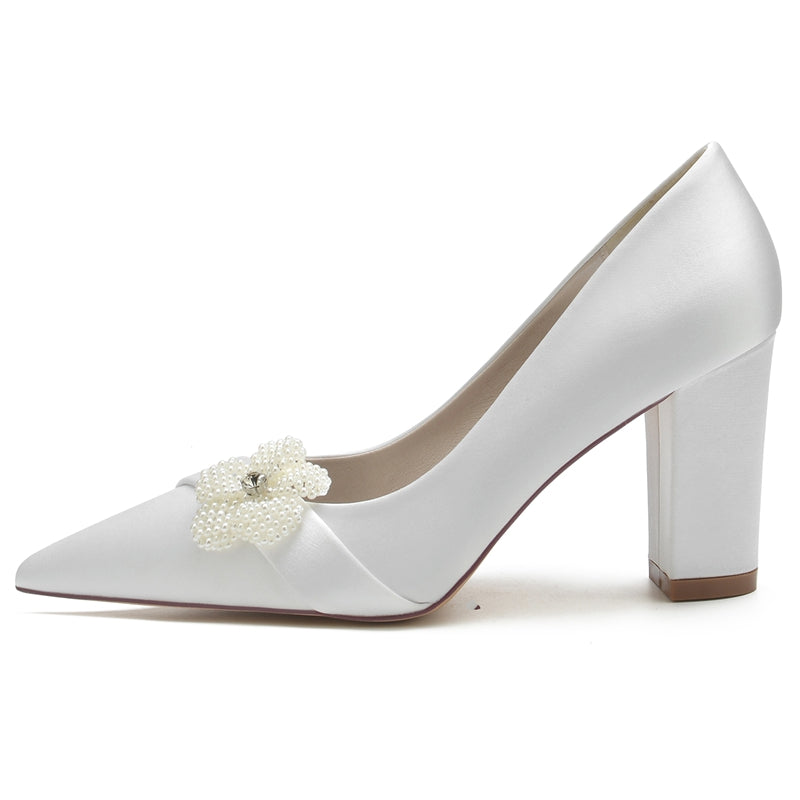 Women's Wedding Shoes White Closed Toe Block Heel Bridal Shoes with Pearl Flower