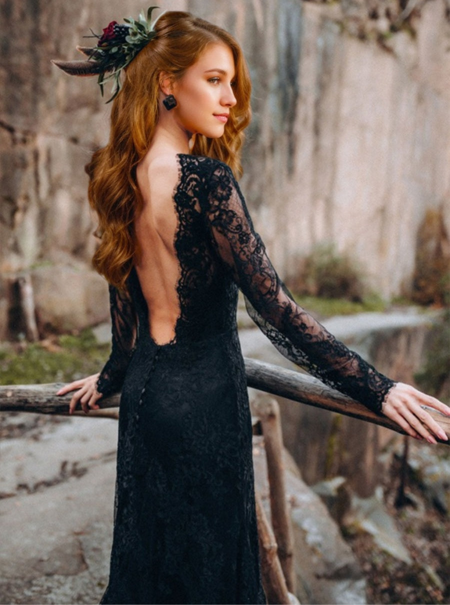 Sheath/Column Sexy Jewel Neck Long Sleeves Backless Sweep Train Black Wedding Dresses with Side Slit