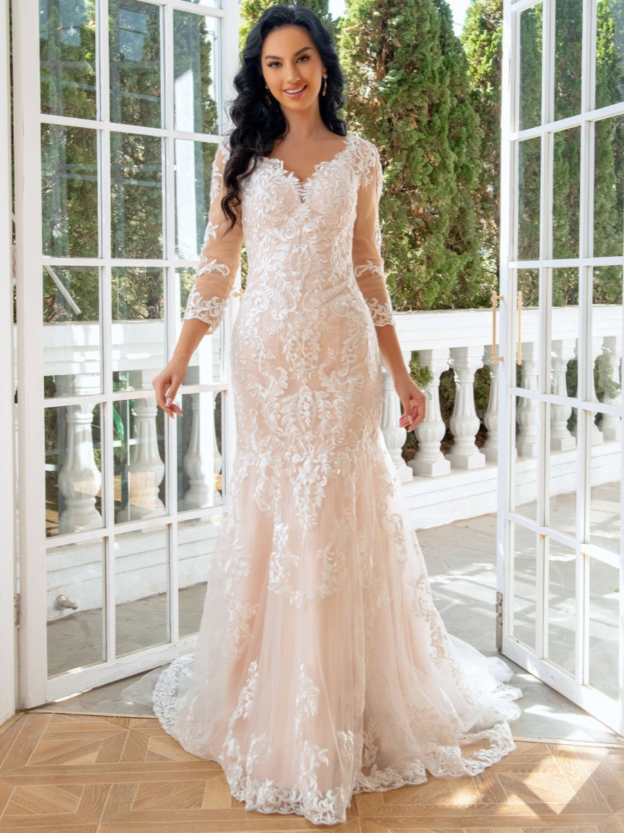 Trumpet/Mermaid Sweetheart 3/4 Sleeves Floor-Length Wedding Dresses with Lace Appliques