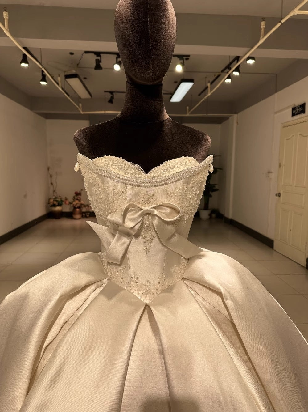 Ball Gown Off-The-Shoulder Floor-Length Pleated Wedding Dresses with Jewel Appliques & Bow & Detachable Sleeves