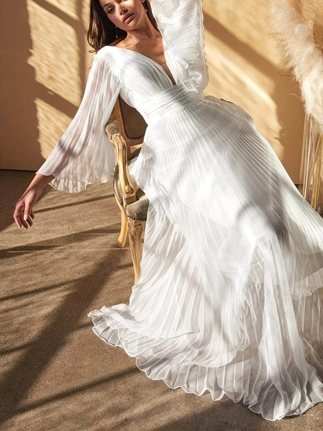 A-Line/Princess V-Neck Long Sleeves Floor-Length Wedding Guest Dresses with Pleats