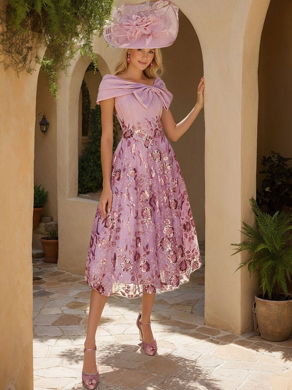 A-Line/Princess V-Neck Tea-Length Luxurious Mother of the Bride Dresses with Bow & Embroidery