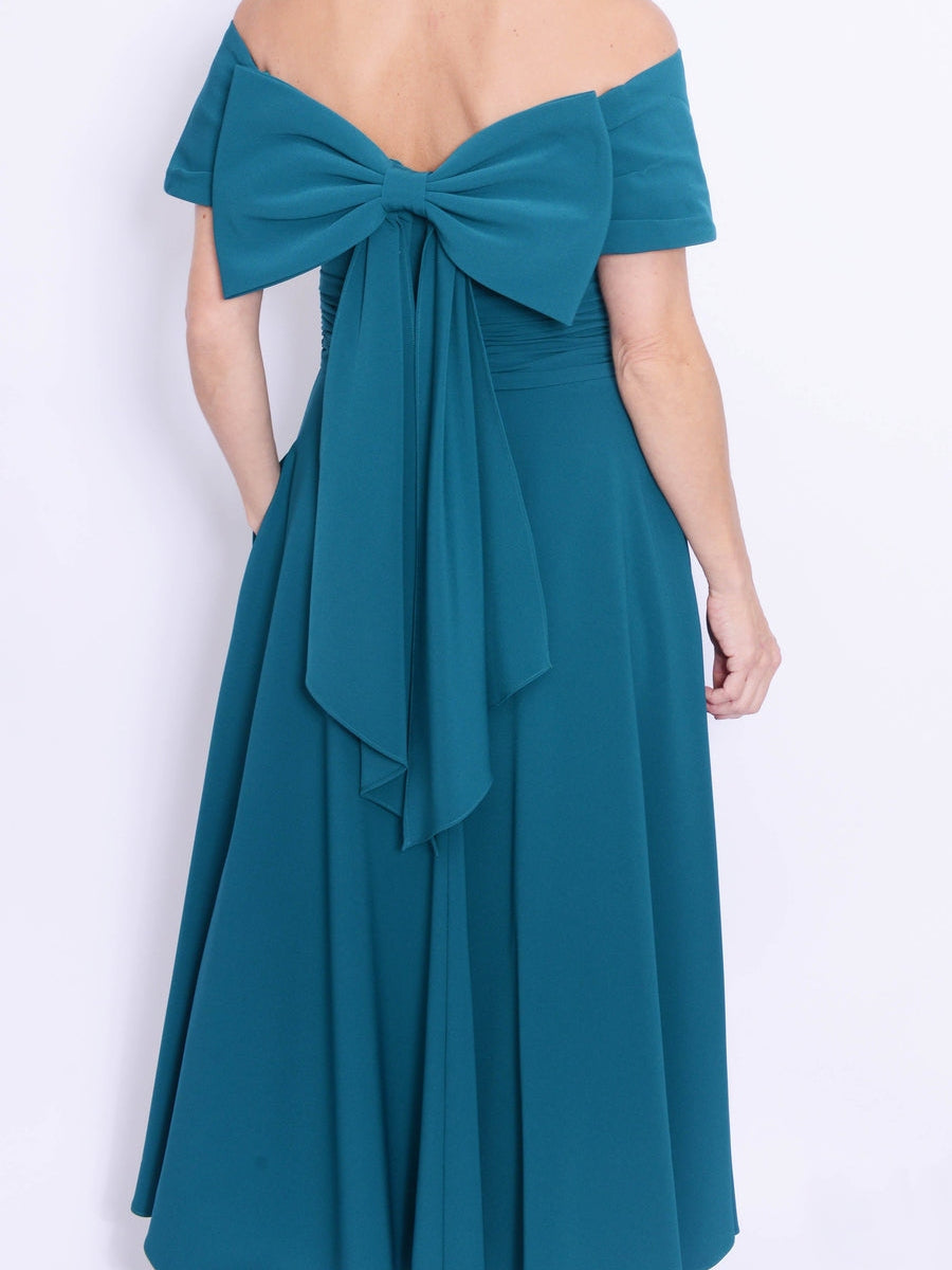 A-Line/Princess Off-the-Shoulder Sleeveless Tea-Length Mother of the Bride Dresses with Bowknot