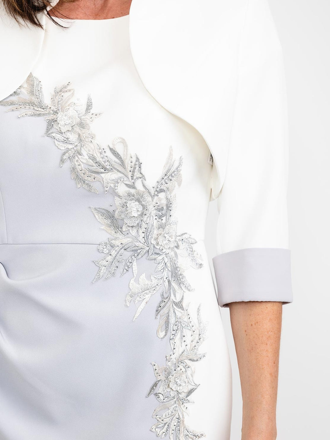 2 Piece Sheath/Column Knee-Length Scoop Short Sleeve Mother of the Bride Dress with Jacket