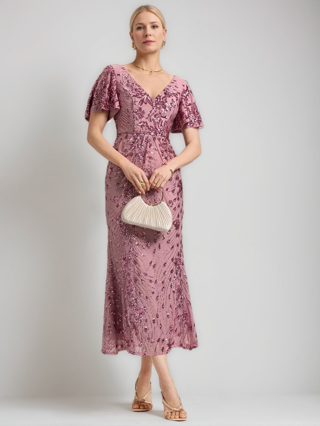 Trumpet/Mermaid V-Neck Short Sleeves Tea-Length Mother of the Bride Dresses with Sequins & Embroidery