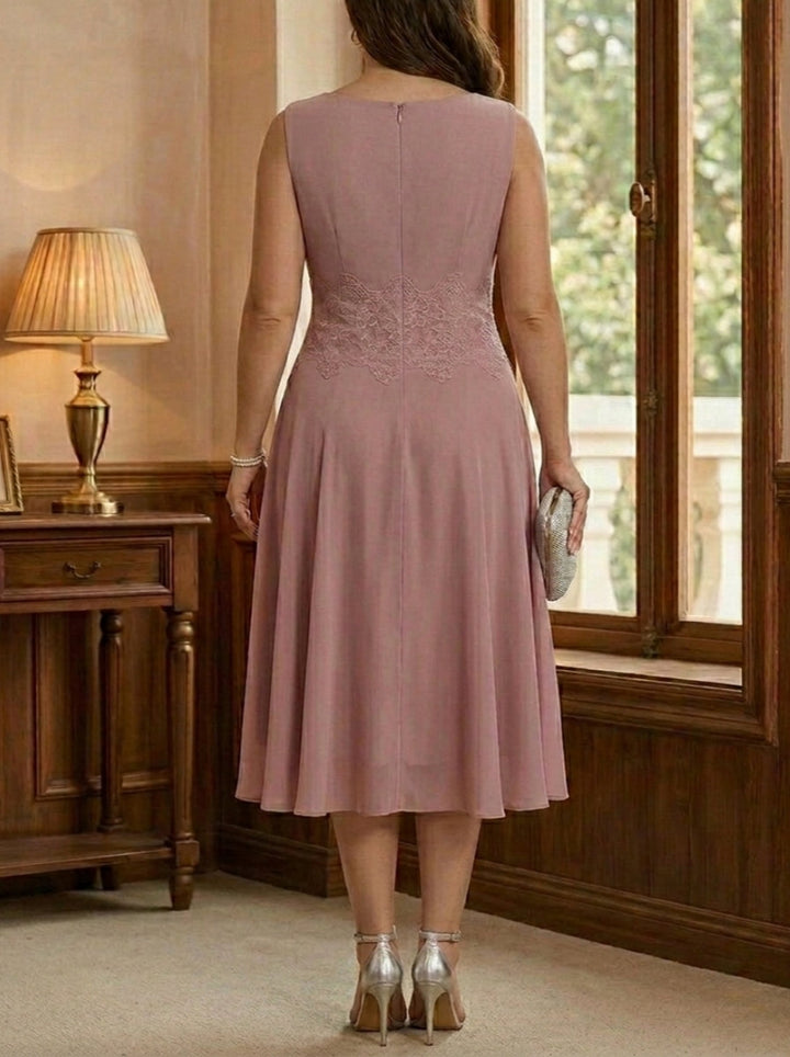 A-Line/Princess Scoop Chiffon Plus Size Mother of the Bride Dresses with Jacket Tea-Length Long Sleeves Lace