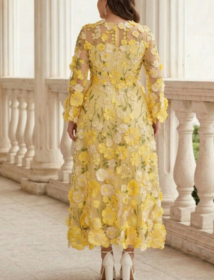 A-Line/Princess Scoop Lace Appliques Plus Size Mother of the Bride Dresses Floral Long Sleeves Tea-Length
