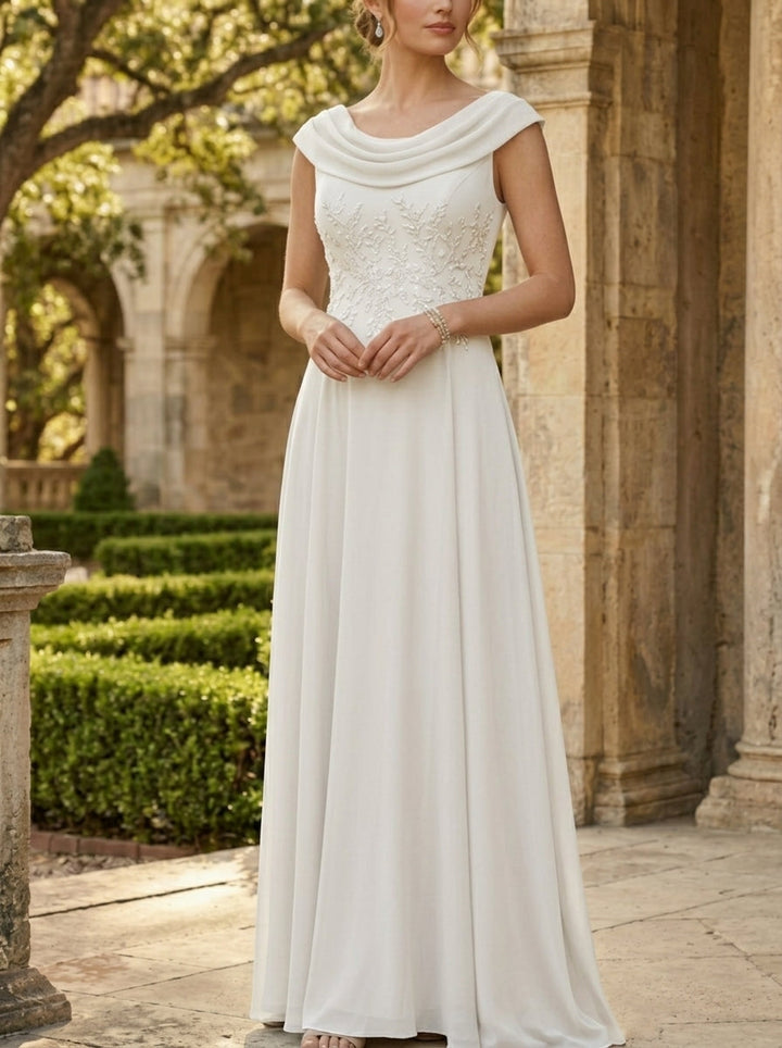 A-Line/Princess Scoop Chiffon Mother of the Bride Dresses Sleeveless Lace Floor-Length
