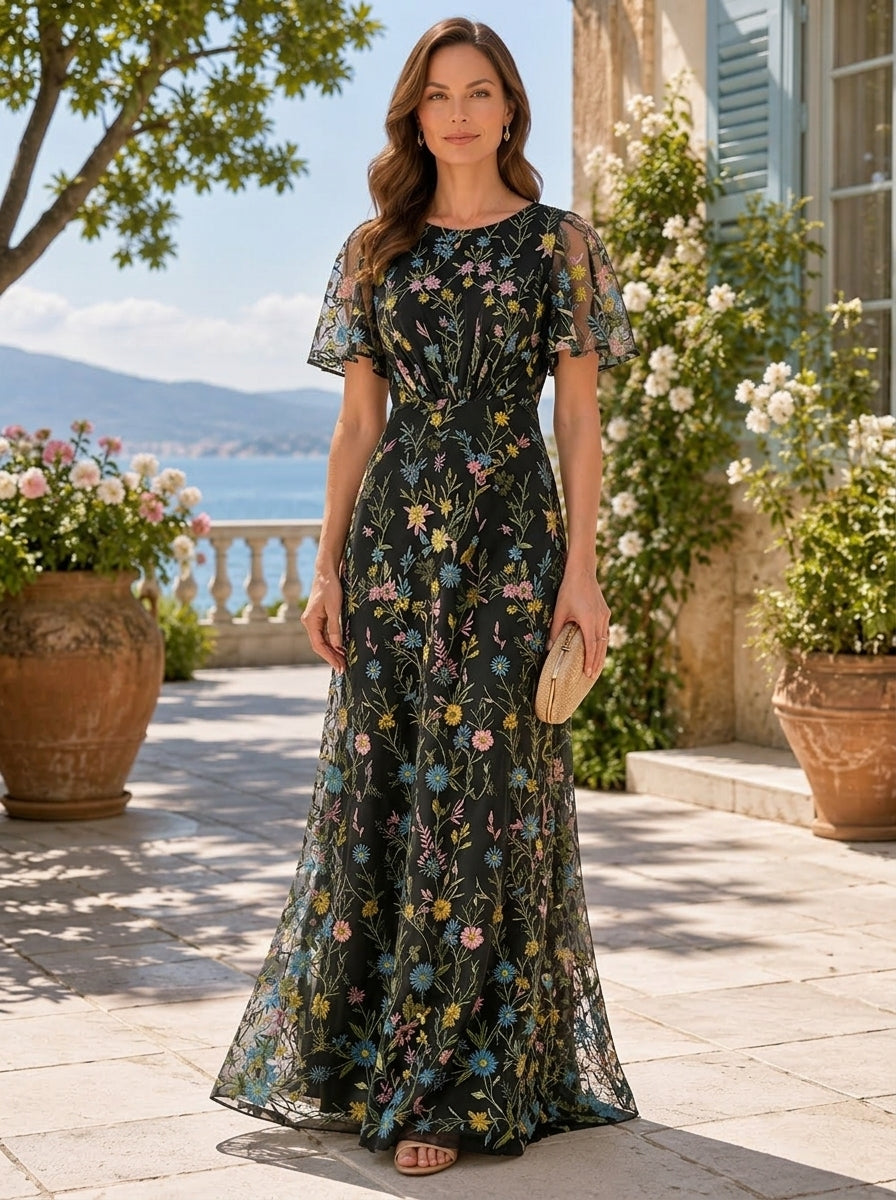 A-Line/Princess Scoop Lace Embroidery Mother of the Bride Dresses Floor-Length Short Sleeves Floral