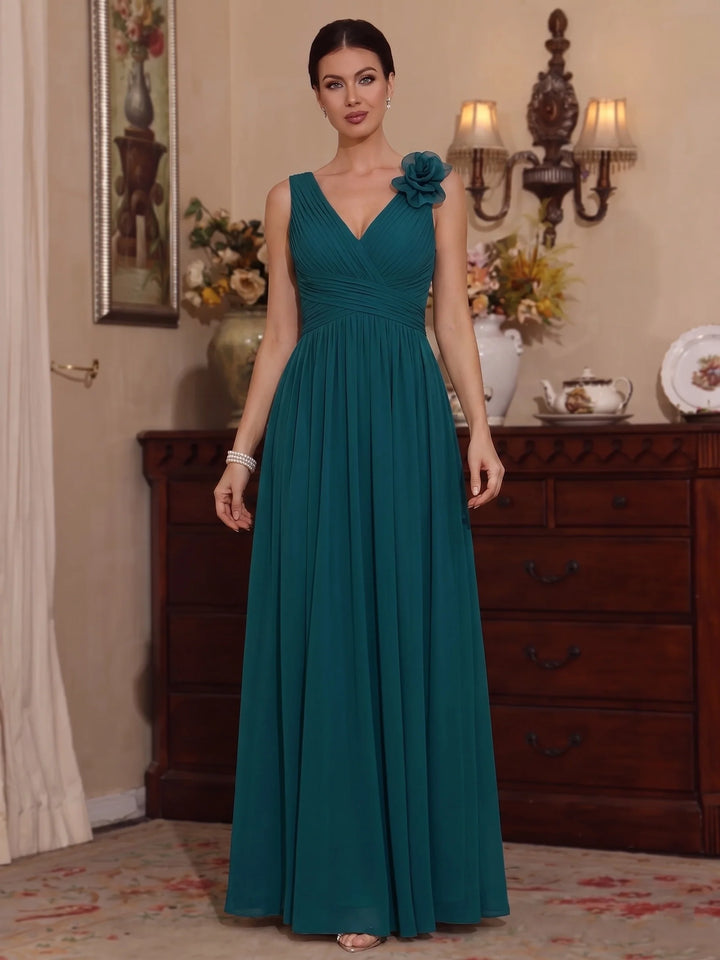 A-Line/Princess V-Neck Chiffon Mother of the Bride Dresses with 3D Flower Sleeveless Floor-Length Ruched
