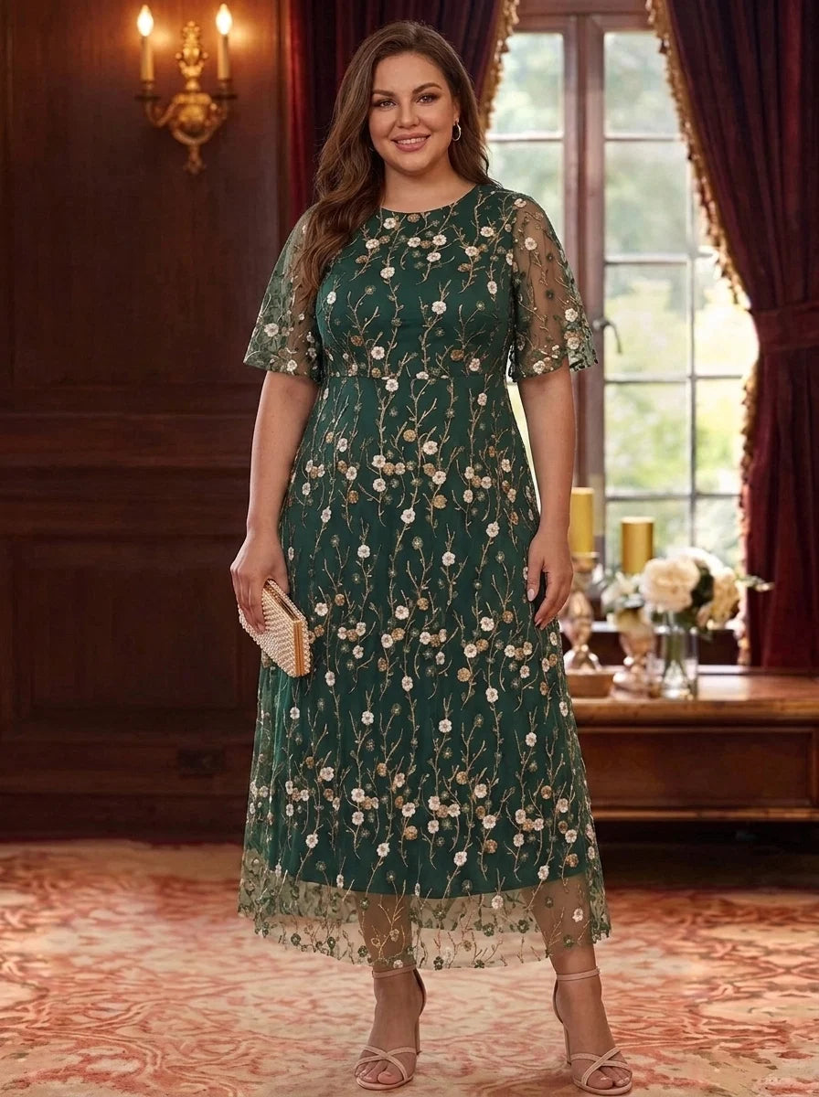 A-Line/Princess Scoop Lace Embroidery Plus Size Mother of the Bride Dresses Floral Ankle-Length Short Sleeves
