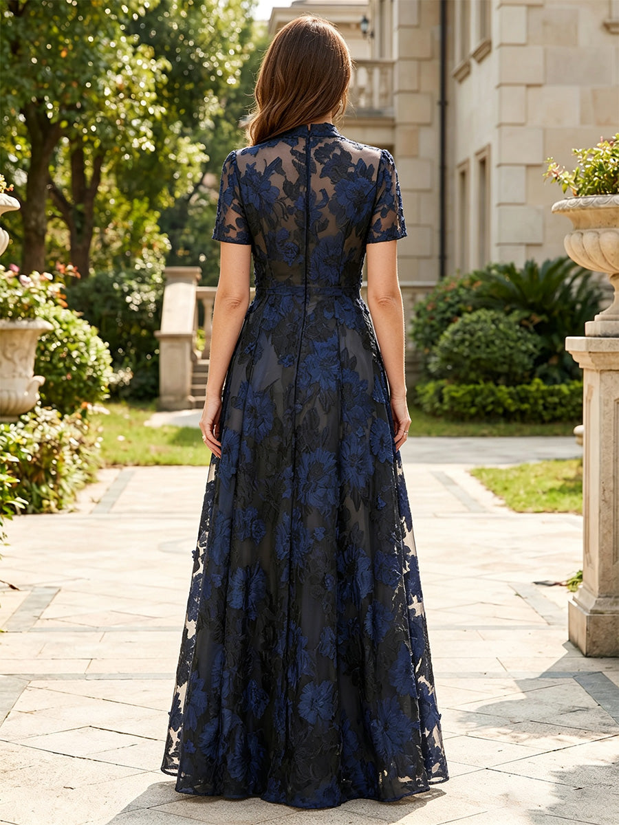 A-Line/Princess V-Neck Lace Embroidery Mother of the Bride Dresses Floor-Length Short Sleeves