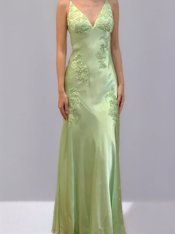 Sheath/Column Spaghetti Straps Backless Sleeveless Prom Dresses with Appliques & Self-tie