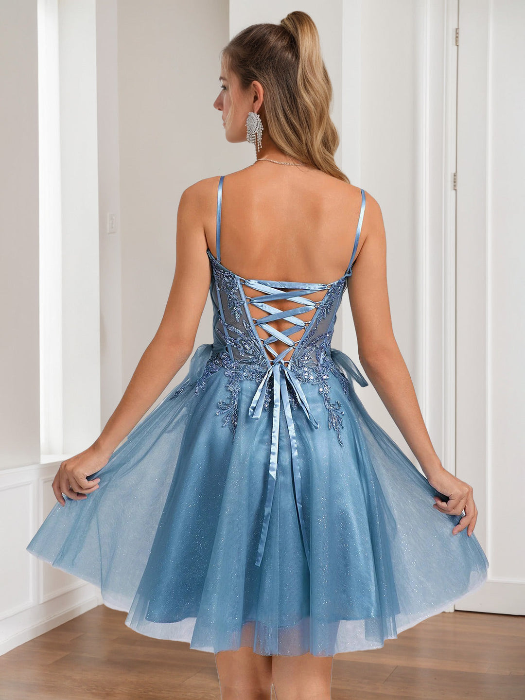 A-Line/Princess V-Neck Sleeveless Pleated Short/Mini Homecoming Dresses with Beads & Sequins & Appliques Lace & Lace-Up & Bows