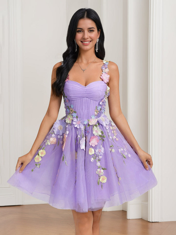 A-Line/Princess Sweetheart Sleeveless Pleated Short/Mini Homecoming Dresses with Floral Appliques & Lace-Up