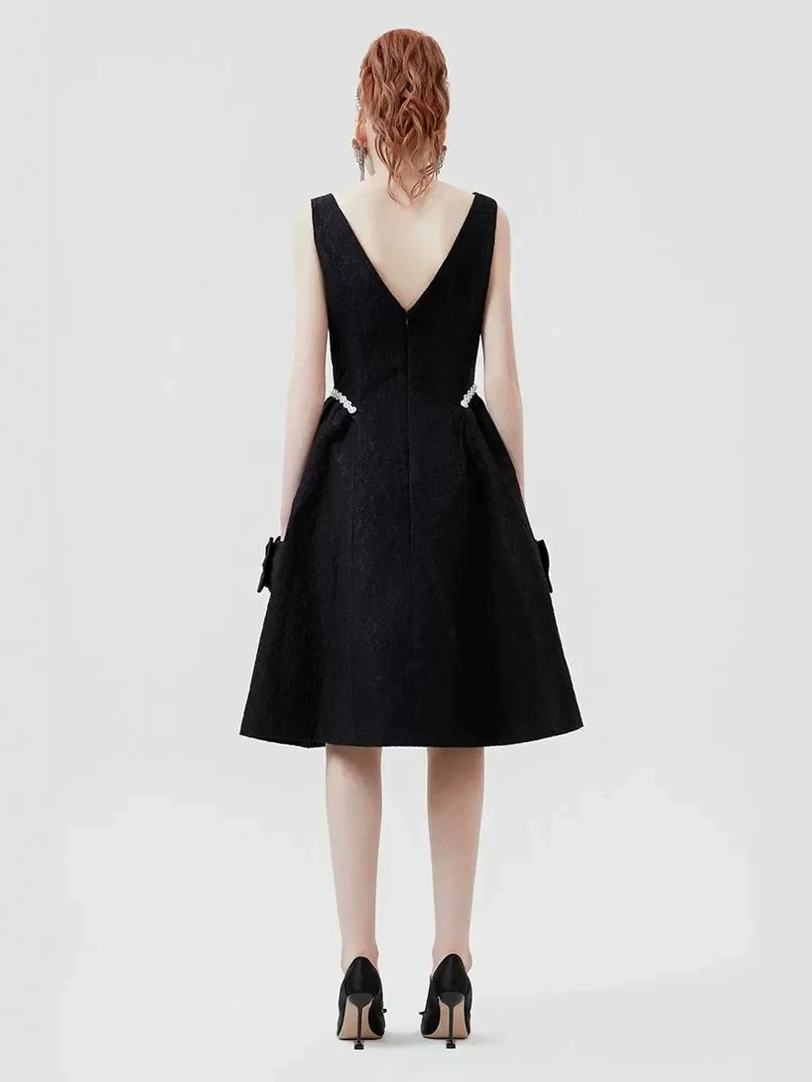A-Line/Princess Scoop Sleeveless Knee-Length Vintage Dresses with Bow Pockets & Pearls