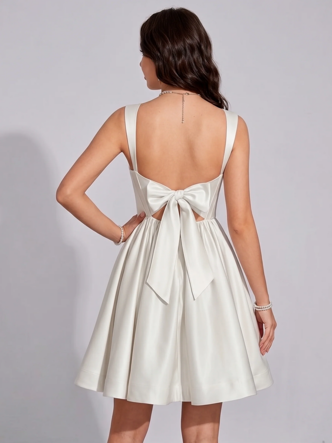 A-Line/Princess Square Neck Satin Homecoming Dresses Short/Mini Sleeveless Bowknot