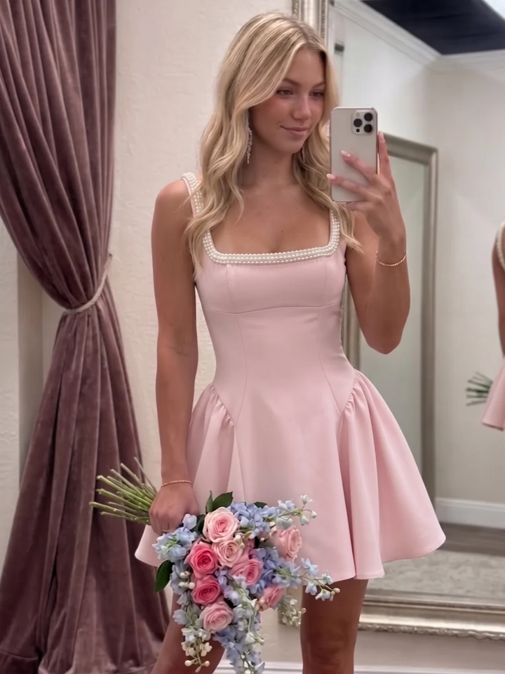 A-Line/Princess Square Collar Stretch Satin Homecoming Dresses Ruffles Sleeveless Short/Mini Pearl Beading