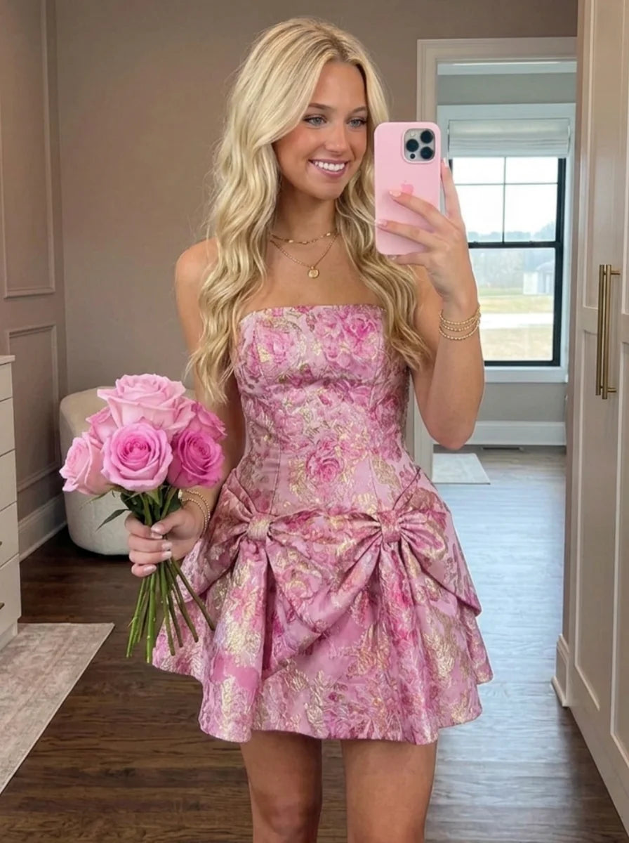 A-Line/Princess Strapless Jacquard Homecoming Dresses Sleeveless Short/Mini Floral Bowknot