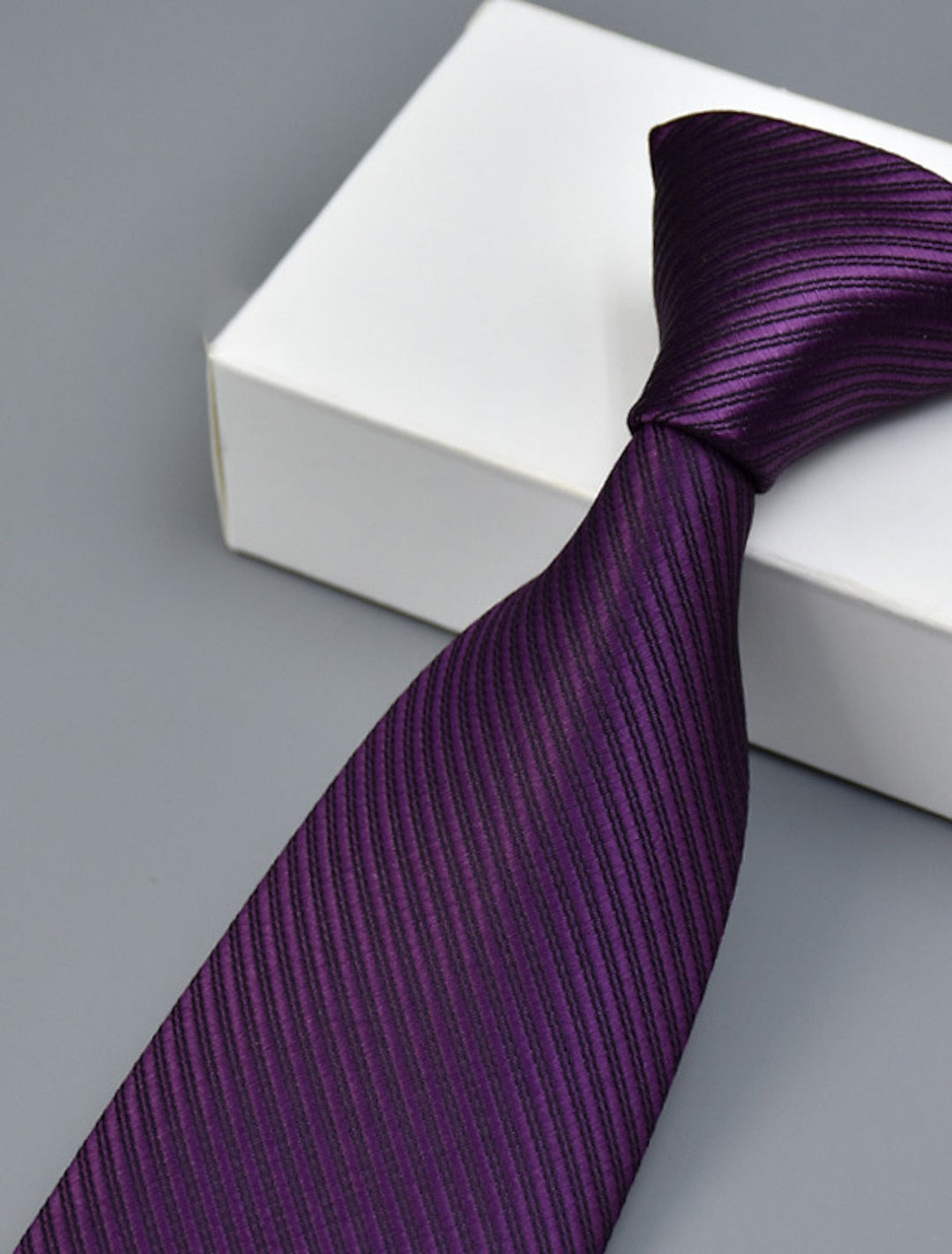Men's Solid coloured Classic Tie